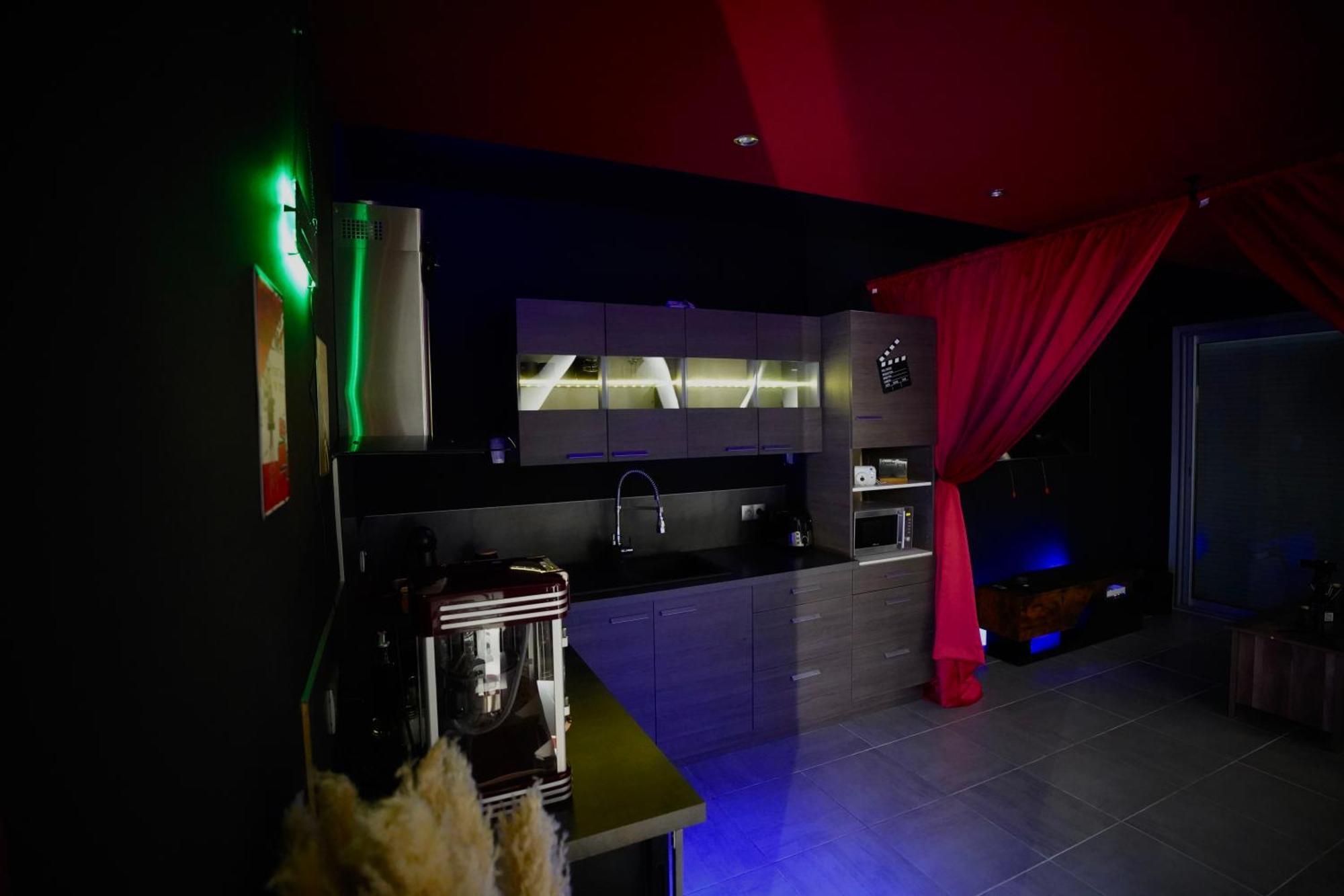 L Unique Cinema Room 그르노블 외부 사진