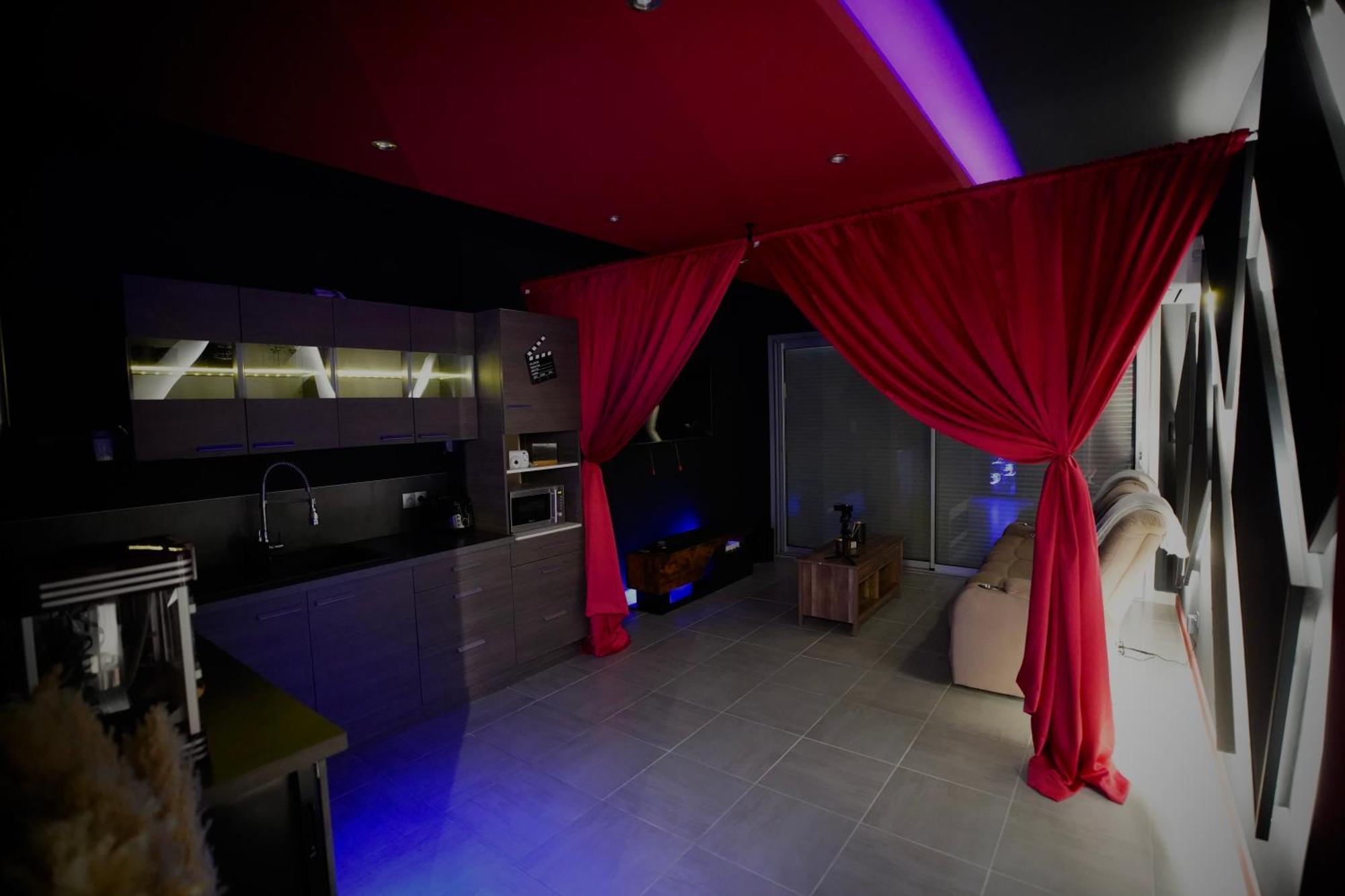 L Unique Cinema Room 그르노블 외부 사진