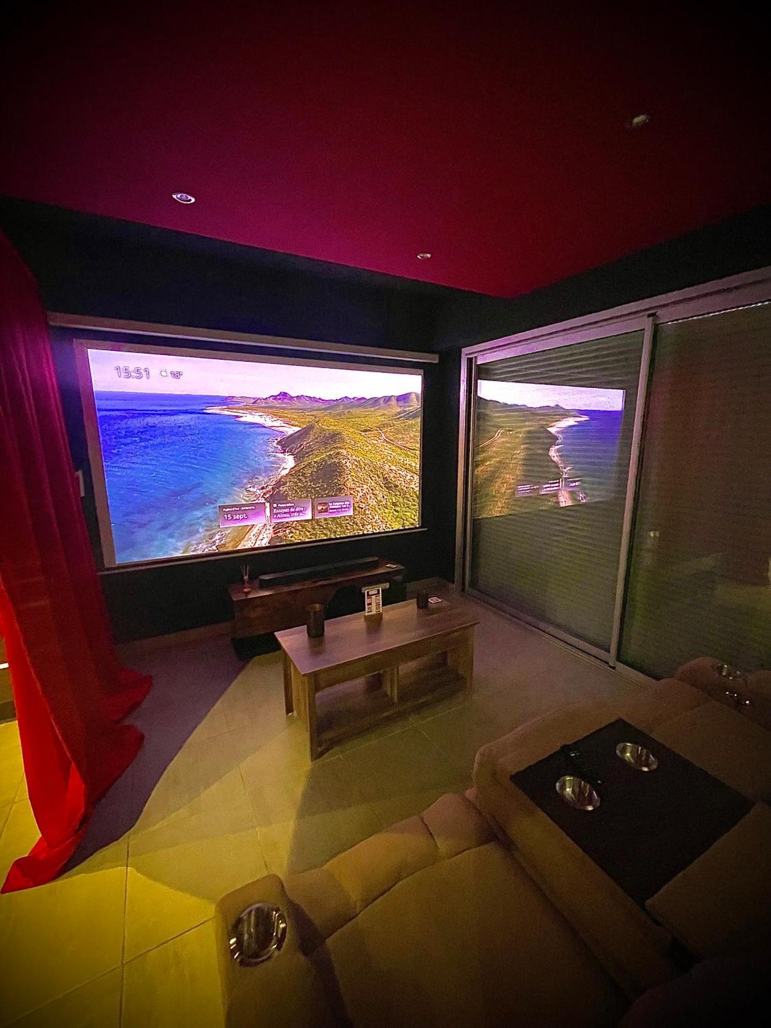 L Unique Cinema Room 그르노블 외부 사진